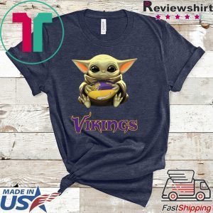Baby Yoda Hug Minnesota Vikings Tee Shirts