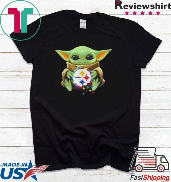 Baby Yoda hug Autism Pittsburgh Steelers Tee Shirt