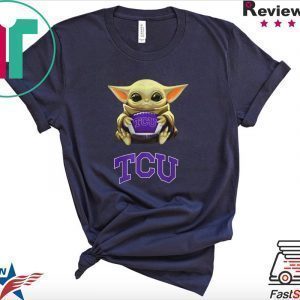 Baby Yoda hug TCU Horned Frogs Tee Shirt