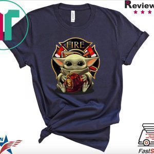 Baby Yoda hug firefighter captain hat Star Wars Tee Shirt