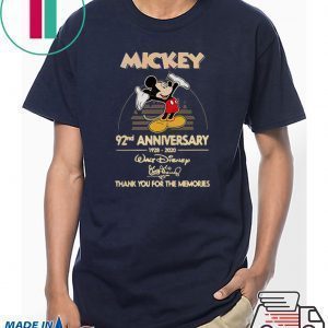 Mickey Mouse 92nd Anniversary 1928-2020 Walt Disney signature Tee Shirt