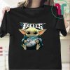 Star Wars baby Yoda hug Philadelphia Eagles Tee Shirt