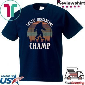 Social Distancing Champ Introvert Antisocial Funny Bigfoot Men's T-Shirts