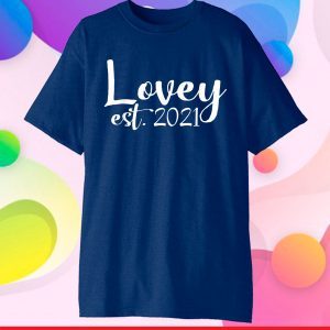 Lovey Est 2021 Cute Grandma Gift Women Mother's Day Classic T-Shirt
