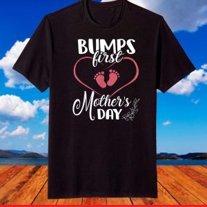 First Mother's Day Mom Grandma - Promoted To Mommy 2021 T-Shirt
