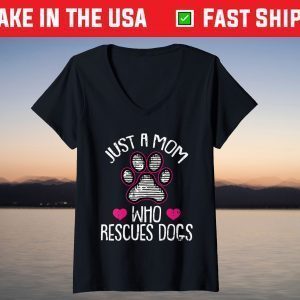 Rescue Dog Mom Cute Puppy Doggie Paw Print Mommy Mama Mother T-Shirt