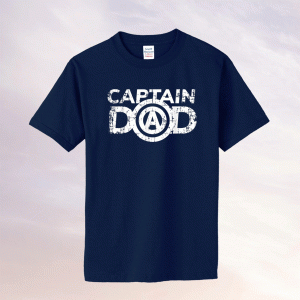 Distressed Father's Day Dad's Birthday Captain Dad T-Shirt