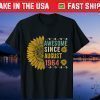 Awesome August 1964 Flower 56 Years Old 56th Birthday Us 2021 T-Shirt