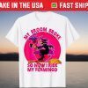 My Broom Broke So Now I Ride My Flamingo Halloween Witch T-Shirt