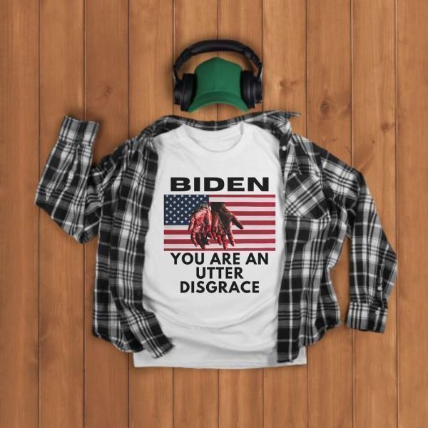 Biden has blood on his hands Unisex Shirt