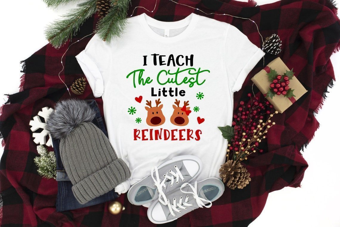 I Teach Cutest Little Reındeers Christmas Teacher 2022 Shirt