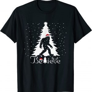 Bigfoot Sasquatch Yeti Believe santa hat Christmas Pajamas 2022 Shirt