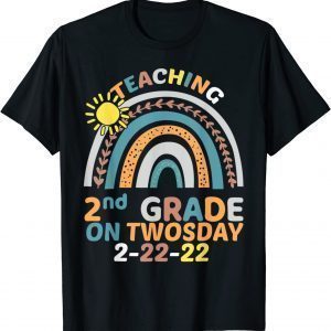 Teaching 2nd Grade on Twosday 2/22/2022 Math Teacher Classic Shirt