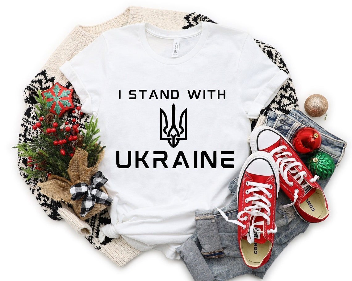 I Stand with Ukraine I am with Ukraine Free Ukraine 2022 Shirt