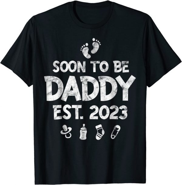 First Time Dad Promoted to Daddy Est 2023 Announcement Classic Shirt