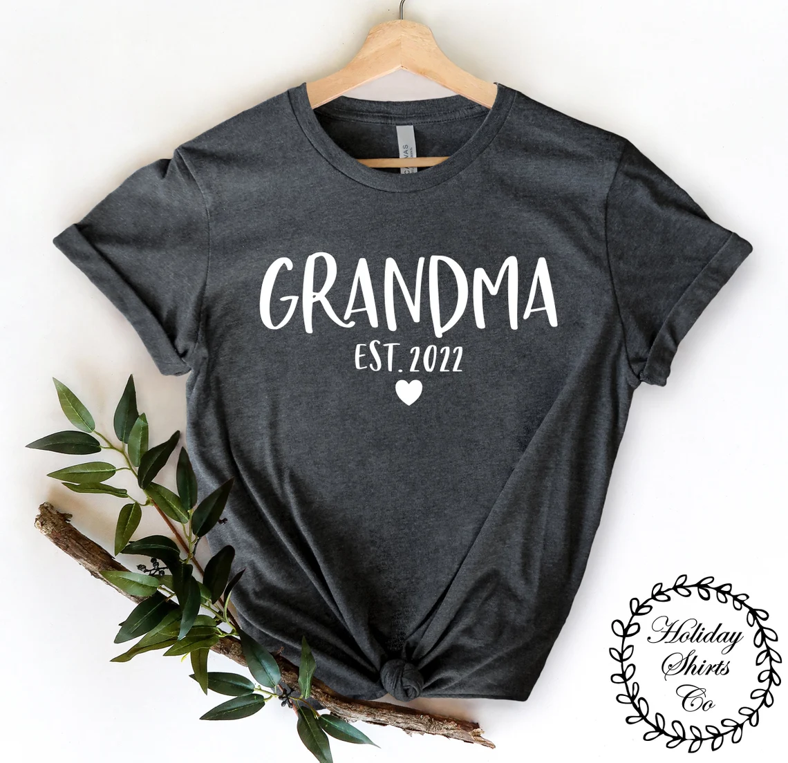 Grandma Est. 2022 Mothers Day Tee Shirt