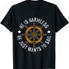 He does nothing he wants to sail skipper boater boat 2022 Shirt