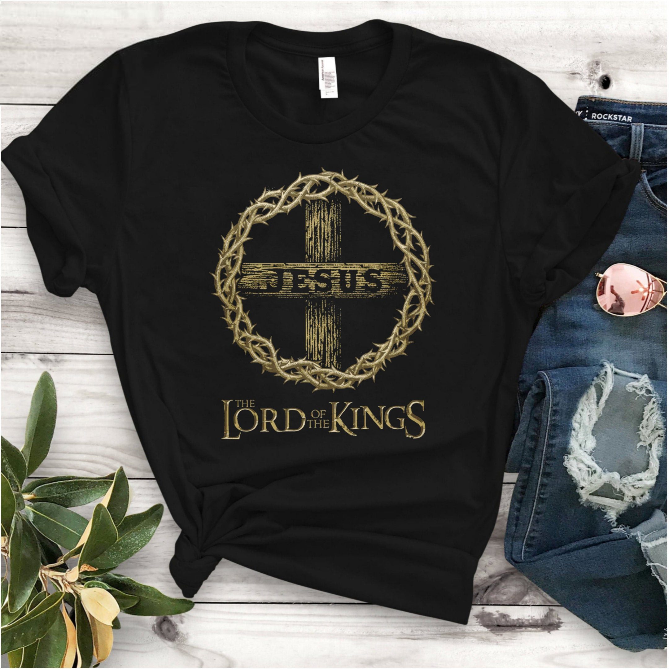 Jesus - The Lord of the Kings Classic Shirt
