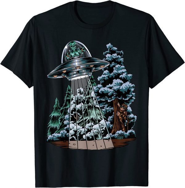 Bigfoot Hiding From Alien In A UFO Behind A Tree Forest 2022 Shirt