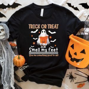 Trick Or Treat Smell My Feet Halloween Classic Shirt