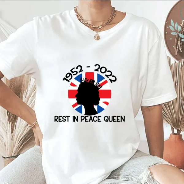 1926 -2022 Rest In Peace Queen Elizabeth ll Classic Shirt