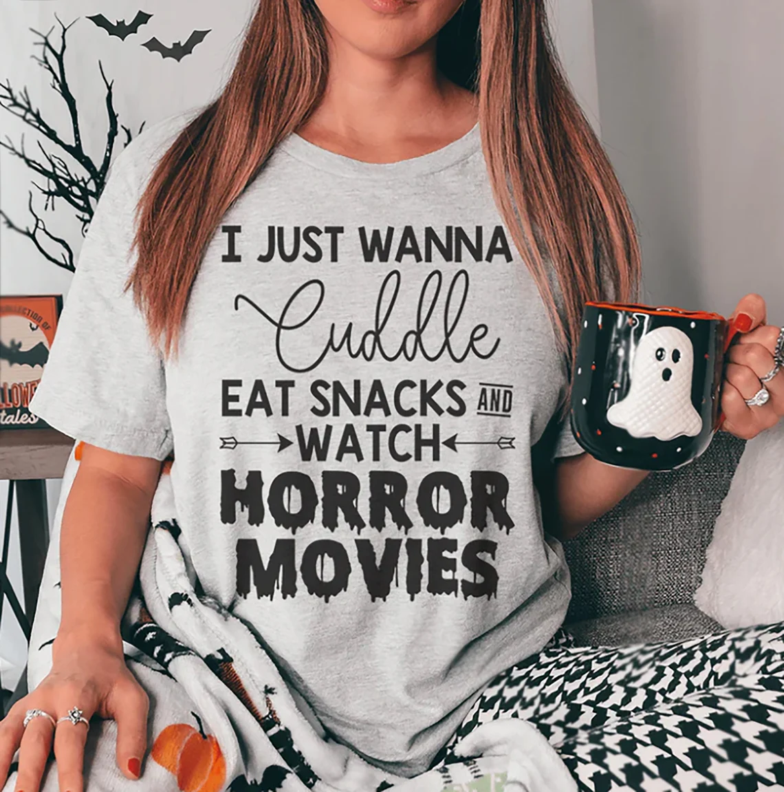 I Just Wanna Cuddle Eat Snacks Watch Horror Movies Halloween 2022 Shirt