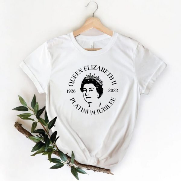 Pray For Queen Elizabeth II Rest In Peace Classic Shirt