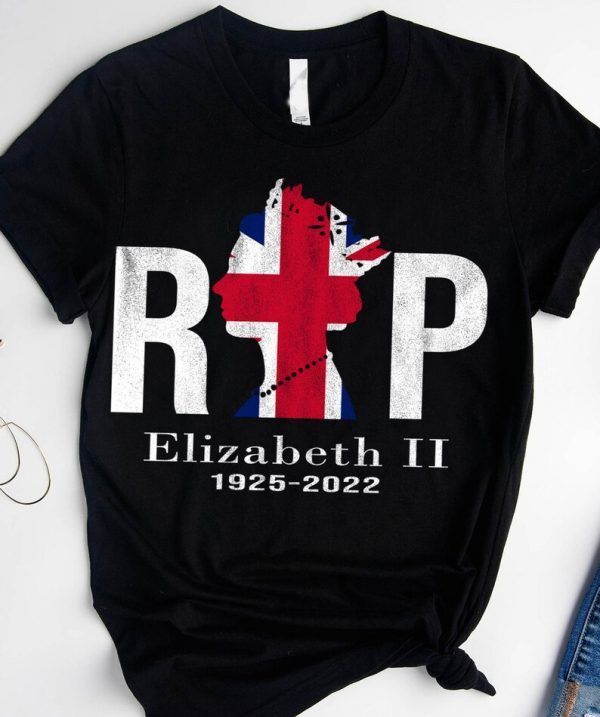 Queen Elizabeth RIP 1925-2022 UK Flag Elizabeth II Rest In Peace Classic Shirt