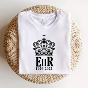 RIP Queen Elizabeth II 1926-2022 End of the Era EIIR Classic Shirt