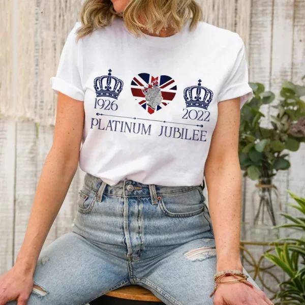 Rip Queen Of England Rest In Peace Elizabeth ll 1926-2022 Classic Shirt