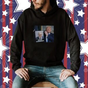 Trump Shows Off Trump Mugshot Never Surrender 2023 Shirt