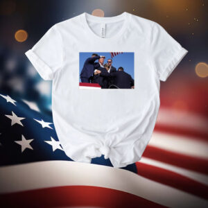 Pop Base Donald Trump Photo After The Shooting At His Rally T-Shirts